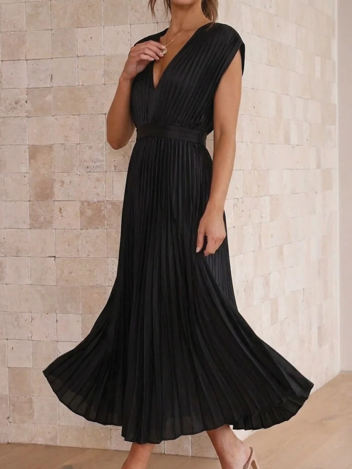 Pleated Maxi Dress Women’s Formal Wedding Guest Outfit
