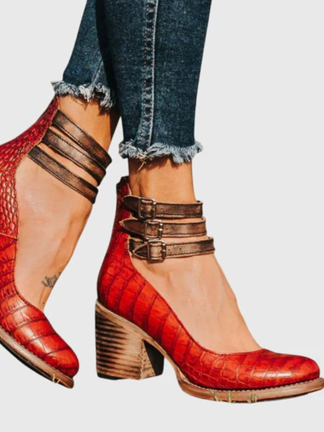 Women low heel sandals comfortable elegant everyday shoes