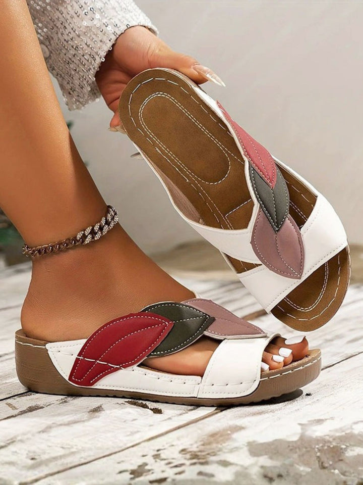Sandals Stylish Open-Toe Slip-On Shoes for Summer Looks
