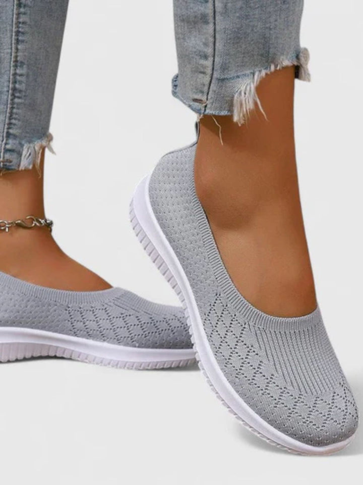 Women’s Slip On Walking Shoes Lightweight Cushion Pain Relief Fit