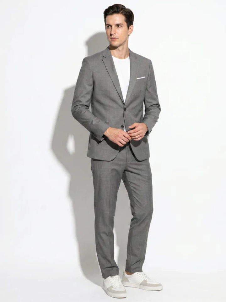 Men's slim fit wedding suit for groom modern tailored fit