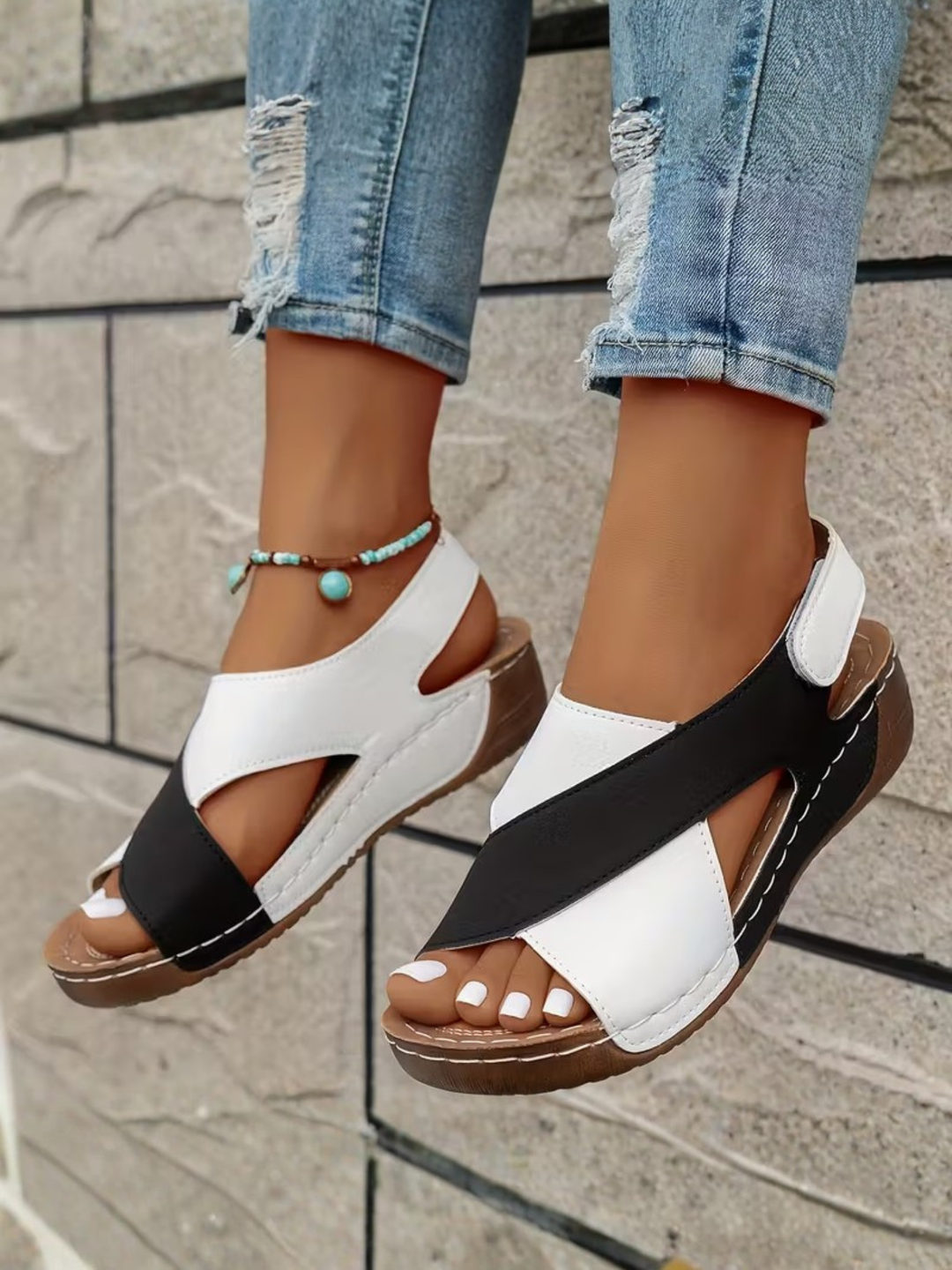 Women’s Cross Strap Sandals for Walking Comfort Summer Outdoor