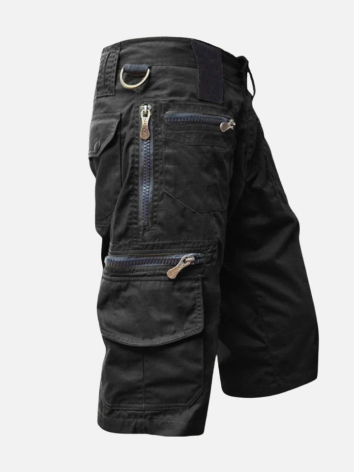 Men’s multifunctional shorts with pockets for everyday wear