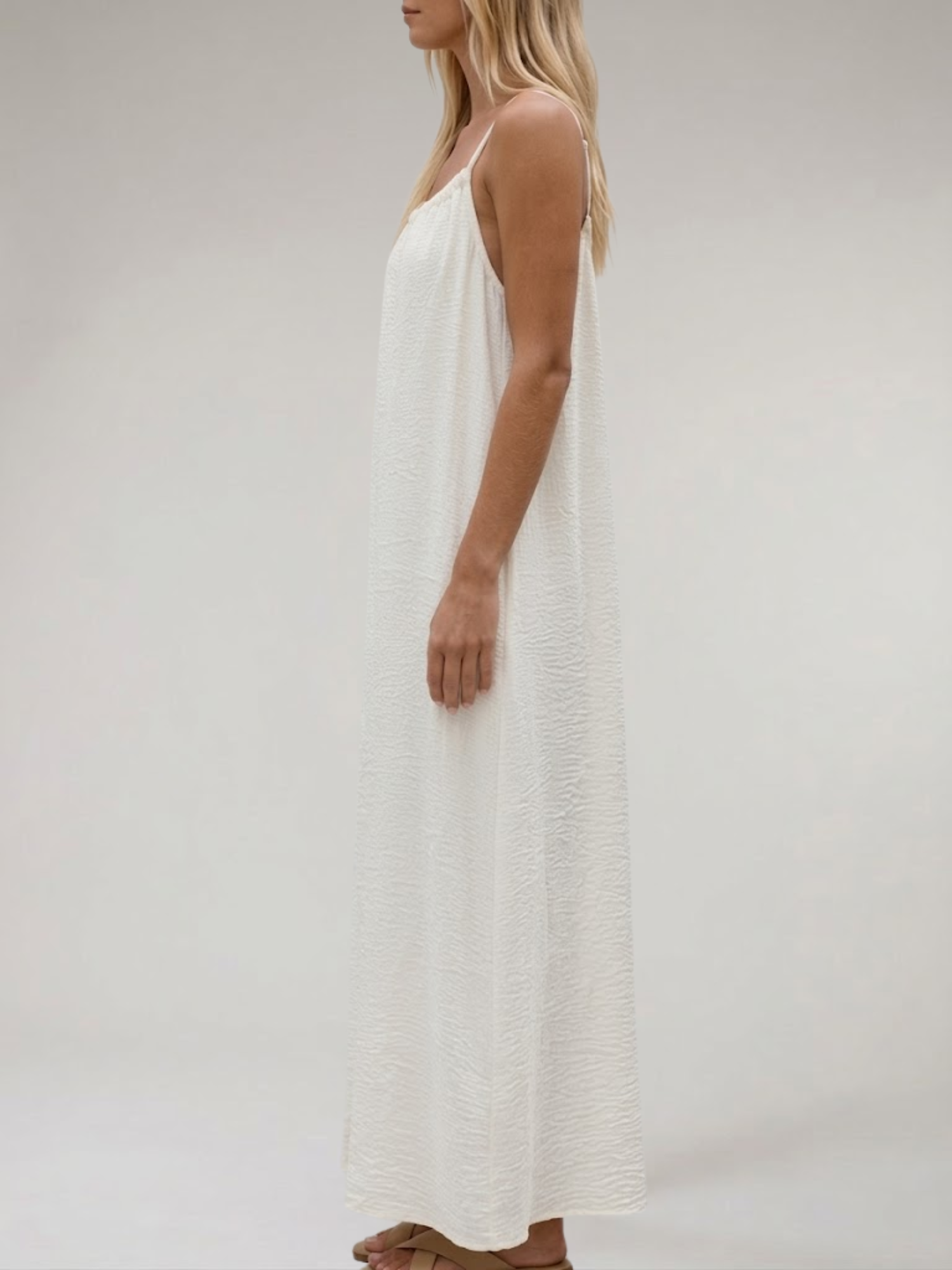 Women’s Backless Maxi Dress Loose Fit Summer Vacation Wear