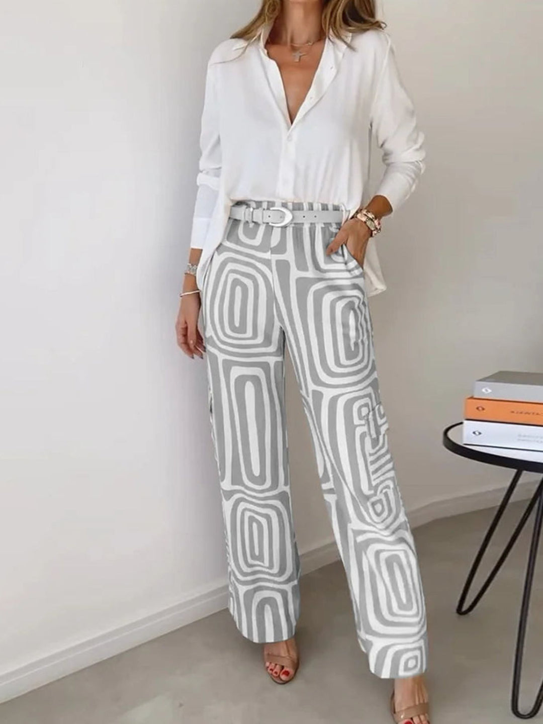 Stylish Two Piece Set Women Relaxed Fit Modern Daily Wear