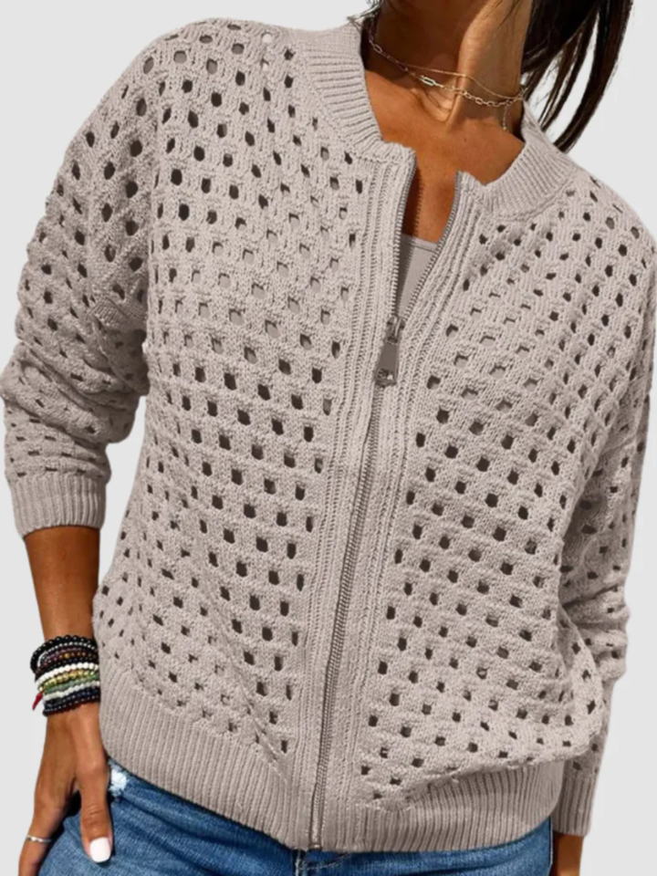 Women's lightweight knit cardigan for layering everyday wear