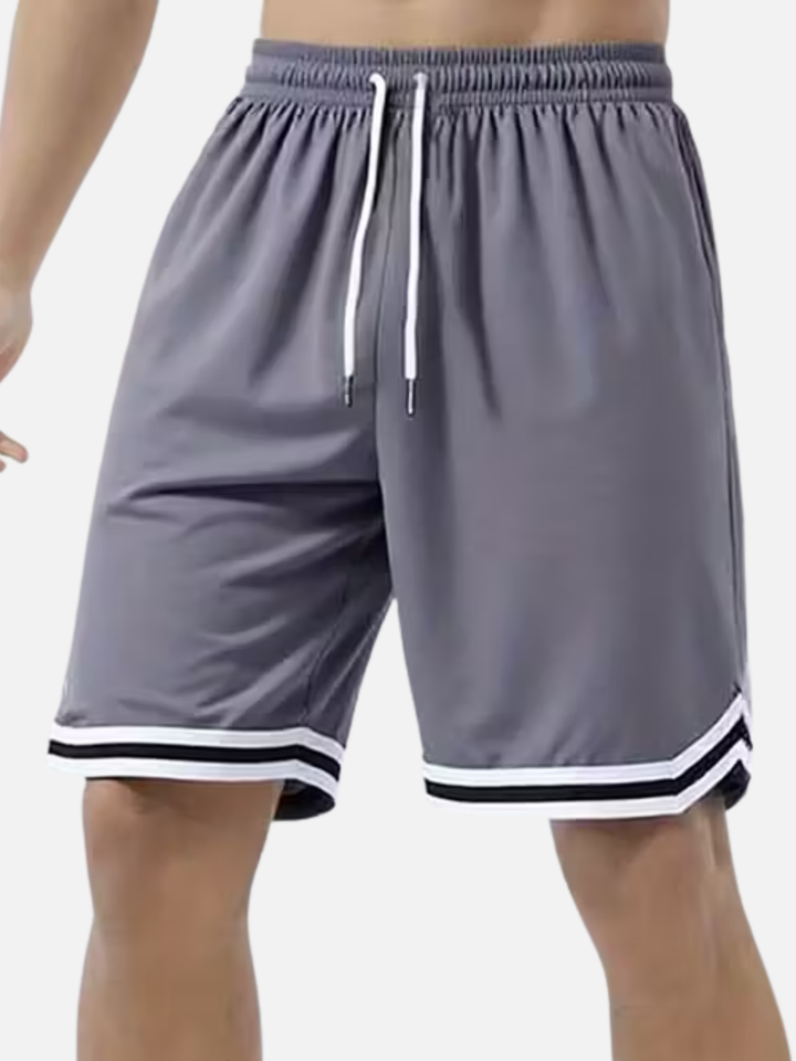 Men’s striped cropped shorts with pockets for summer casual wear