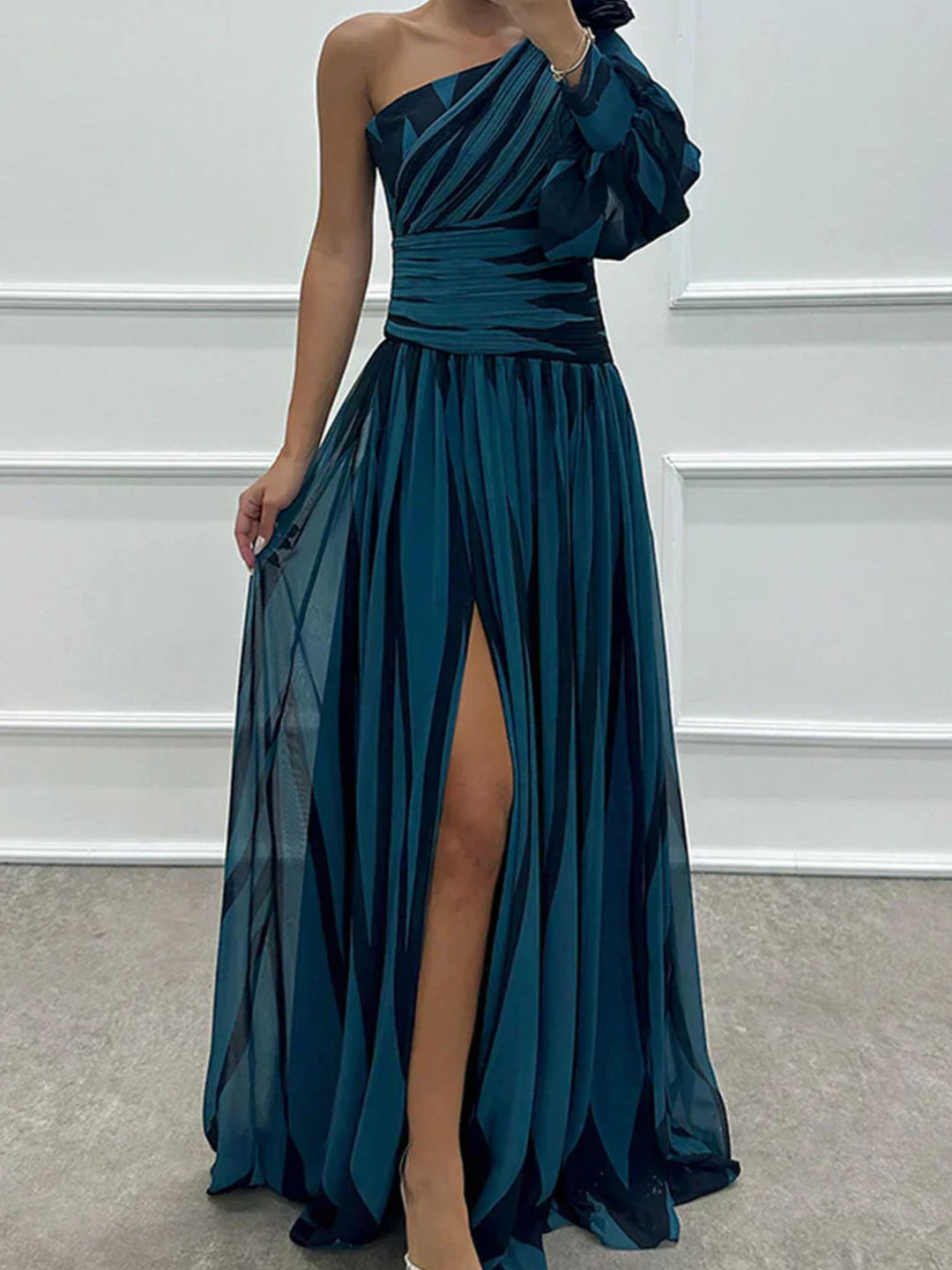 One-Shoulder Maxi Dress for Summer Events Elegant Evening Style