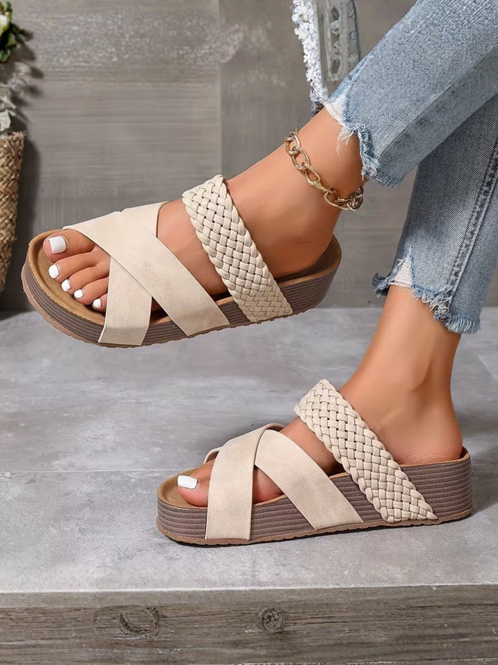 Women’s Comfortable Thick Sole Sandals for Walking Summer