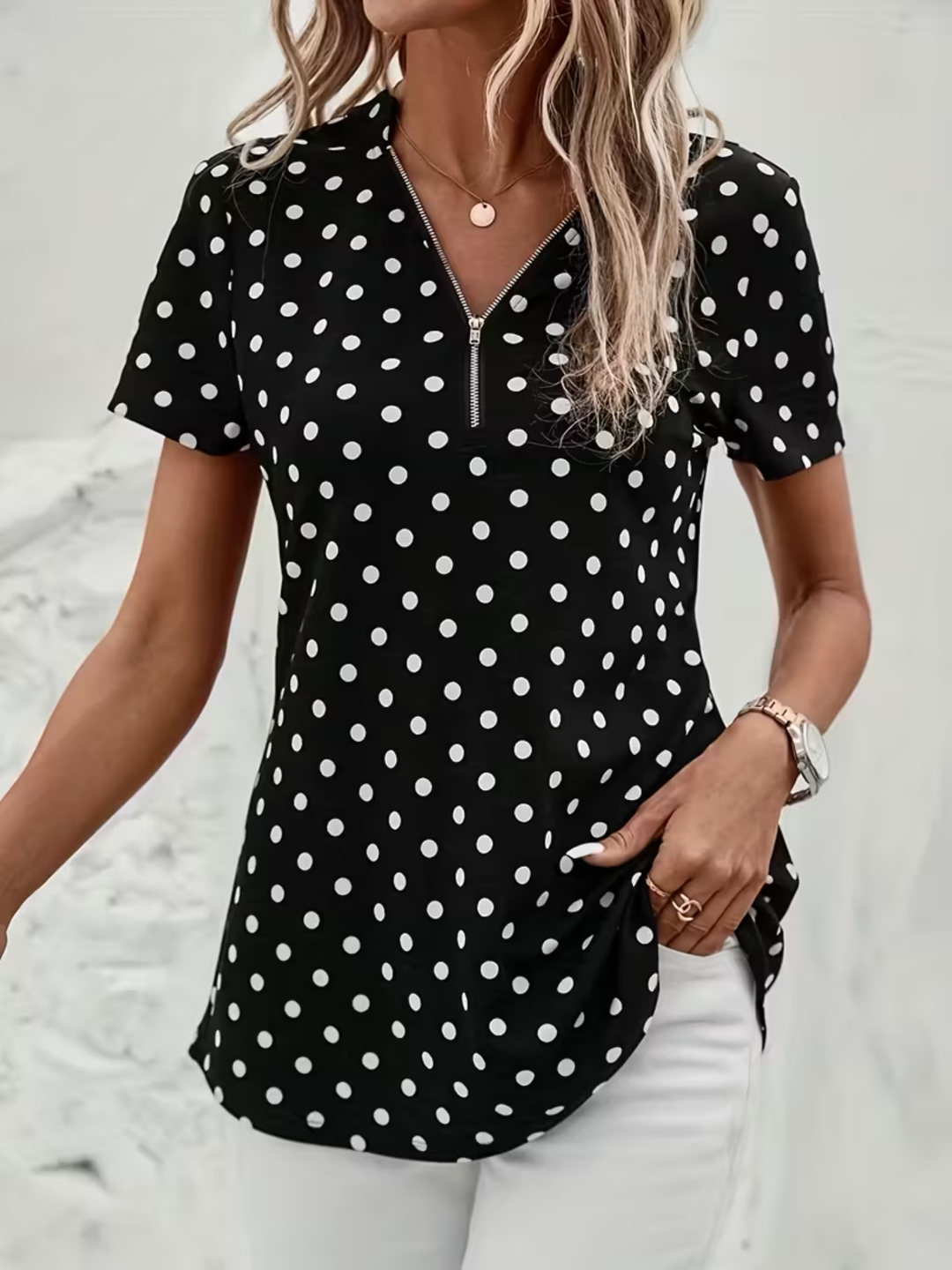 Women’s polka dot zip-up top for casual summer outfits