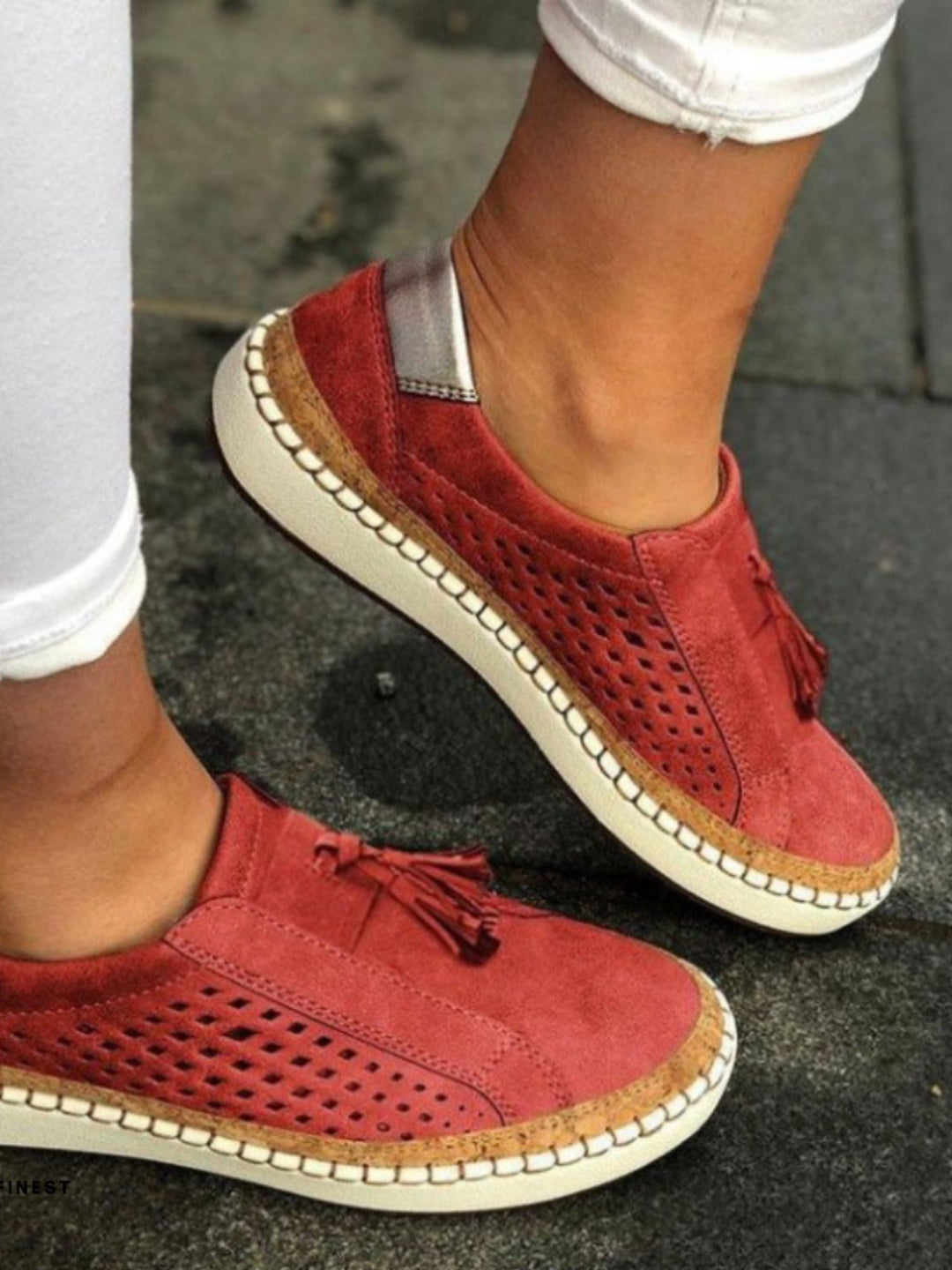 Lightweight Slip-On Shoes for Women Flat Breathable Summer Shoe