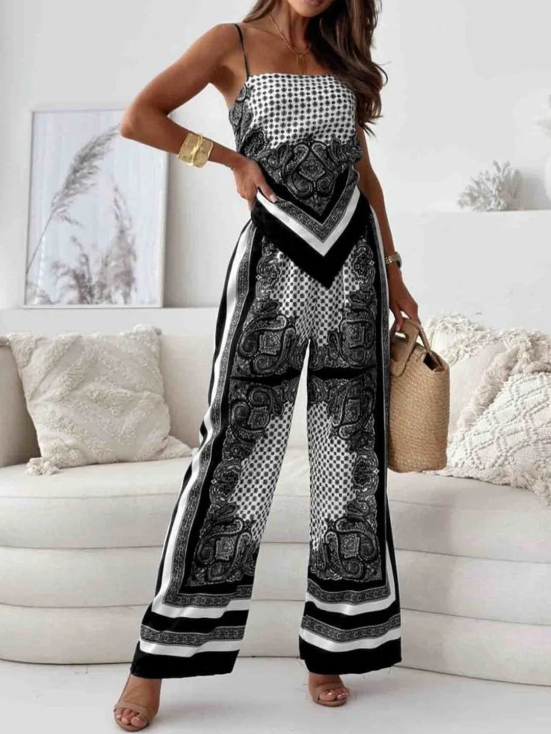 Business Suit Women’s Chic Office Outfit for Work and Events