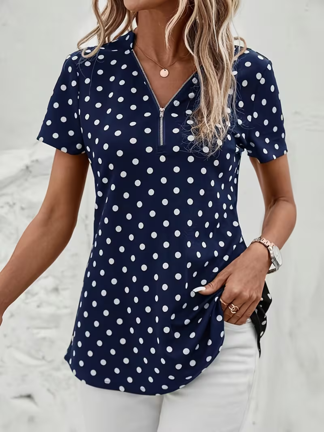 Women’s polka dot zip-up top for casual summer outfits