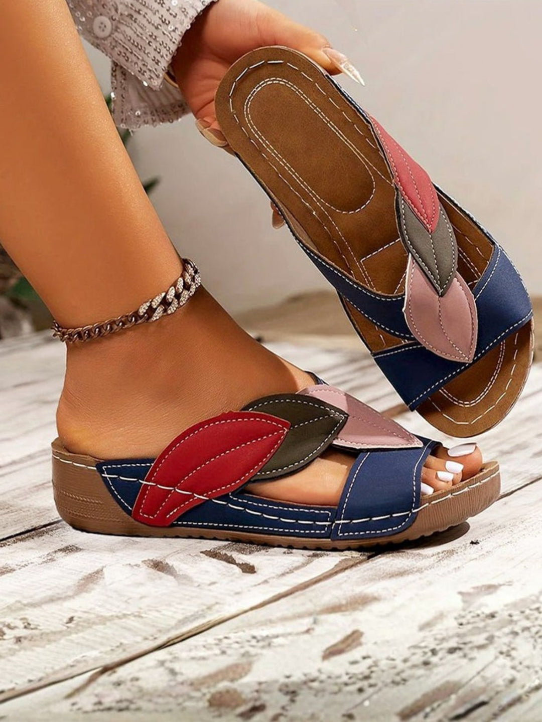 Sandals Stylish Open-Toe Slip-On Shoes for Summer Looks