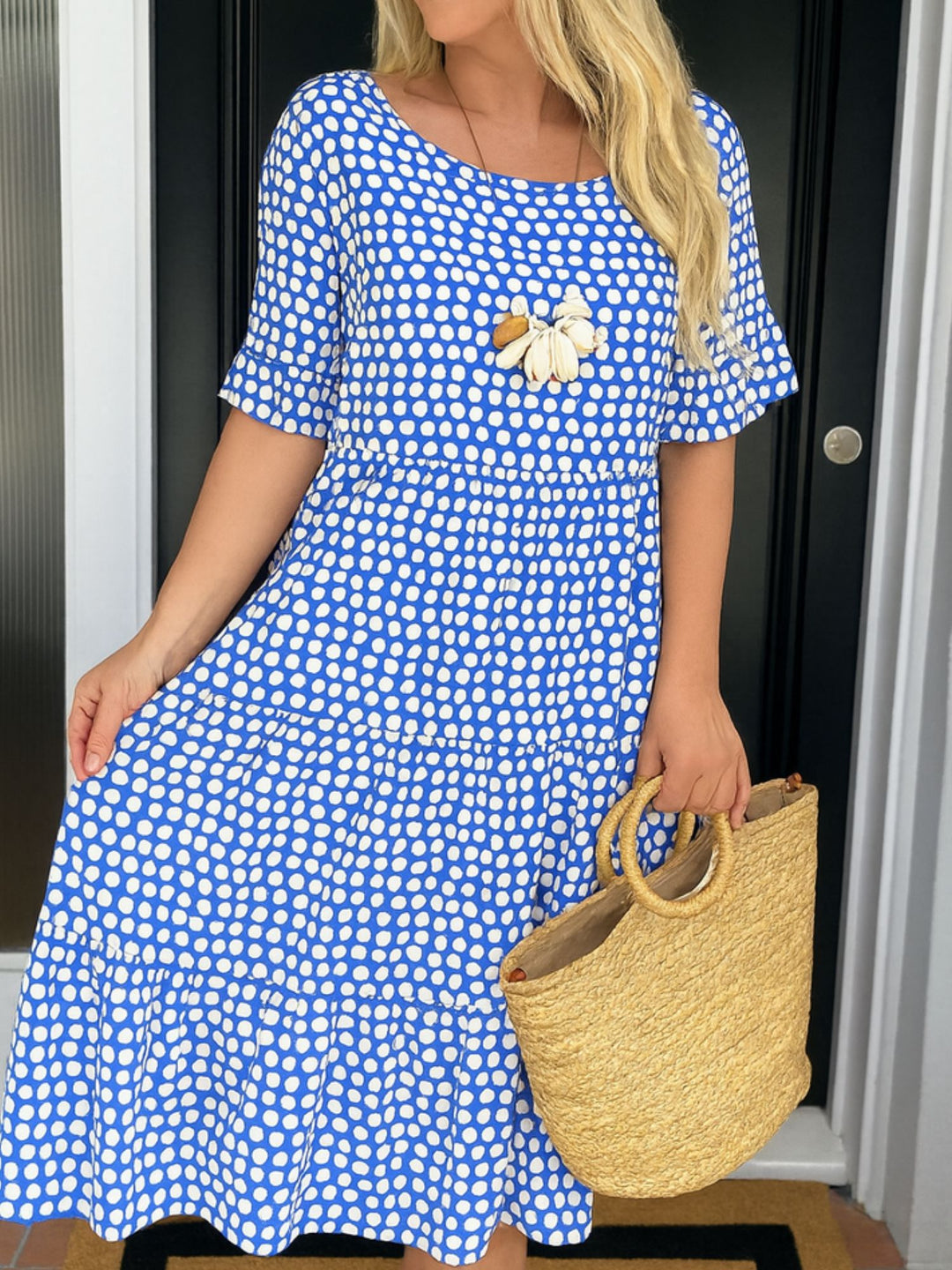 Elegant Midi Dress for Everyday Comfort and Timeless Style