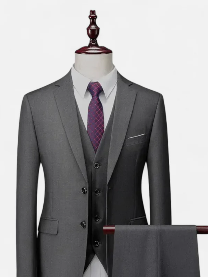 Men’s Slim Fit Suit for Wedding and Formal Events